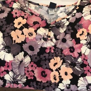 Women XL Scrub top